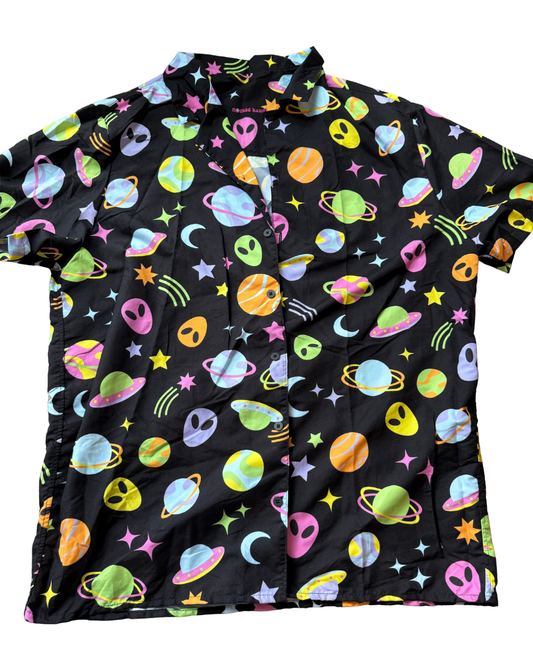 SAMPLE SALE- XL ALIEN BUTTON SHIRT