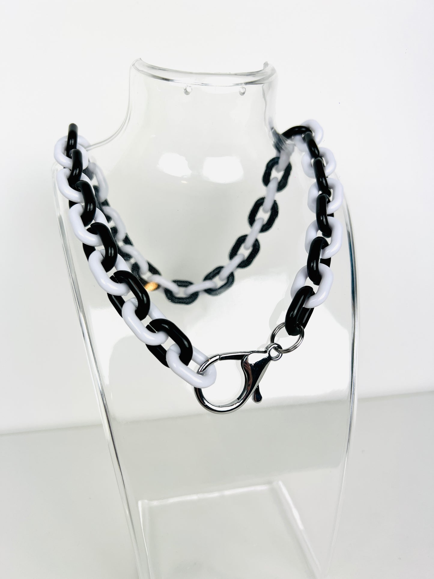 Chunky Chain Choker