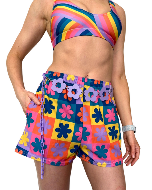 Retro Daisy Women’s Athletic Shorts